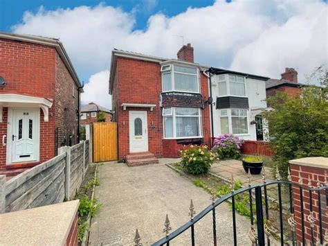 Find property to let in Droylsden with the UK&39;s leading online property market resource. . Houses to rent droylsden